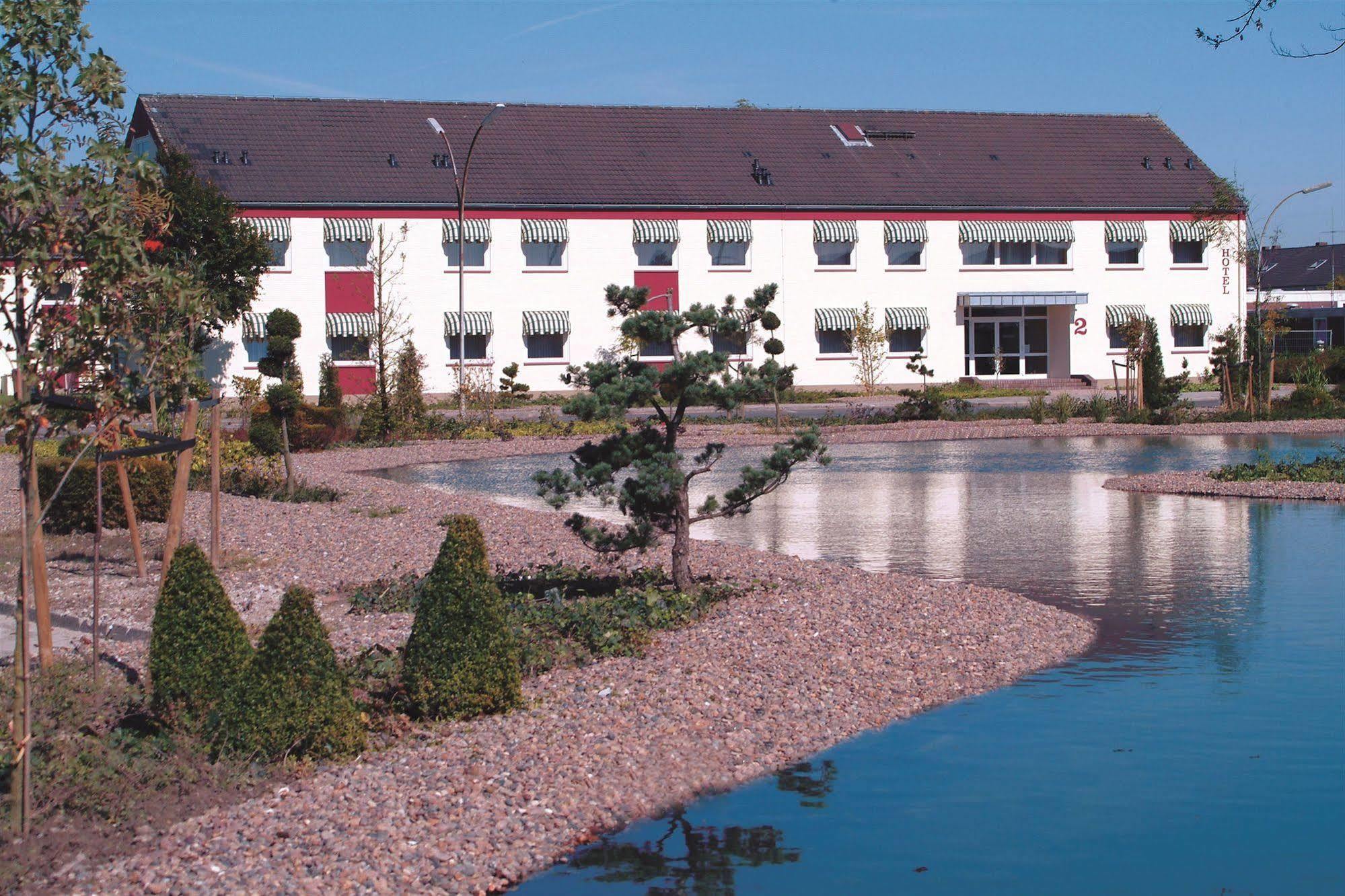 Dorf Wangerland Hotell Schillig Exteriör bild
